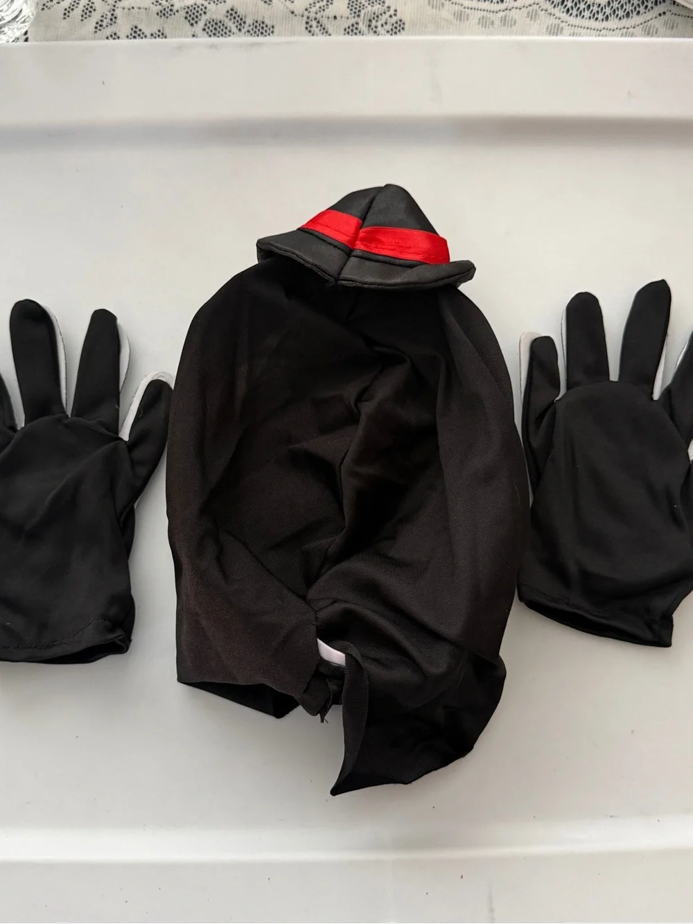 Kids Skull Mask and Skeleton Gloves Costume Set - Black & White Medium 10/12